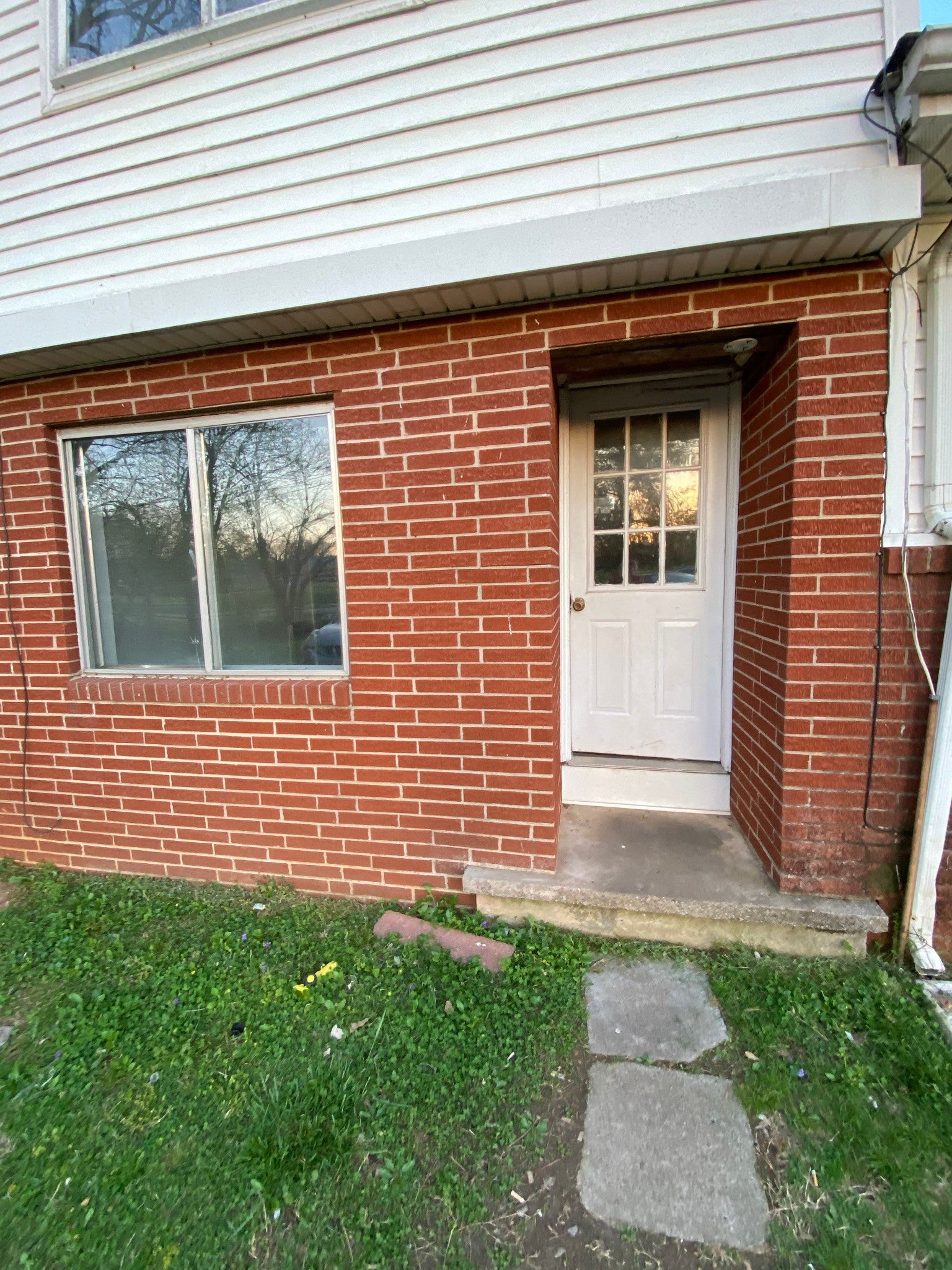 150 Pembroke Oak Grove Rd 1