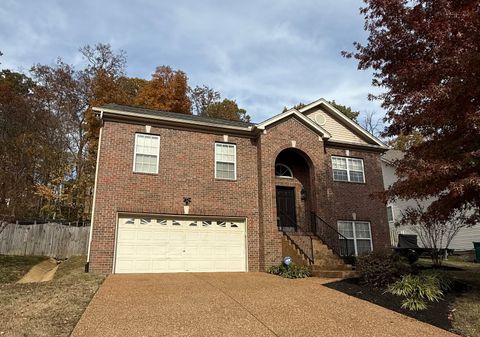 Photo of 1078 Willoughby Station Blvd, Mount Juliet, TN 37122 (MLS # 3165154)