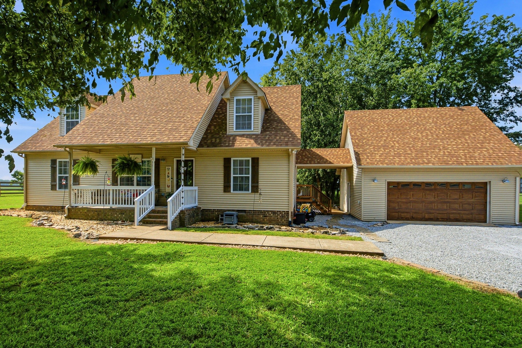 6425 Highway 25 E