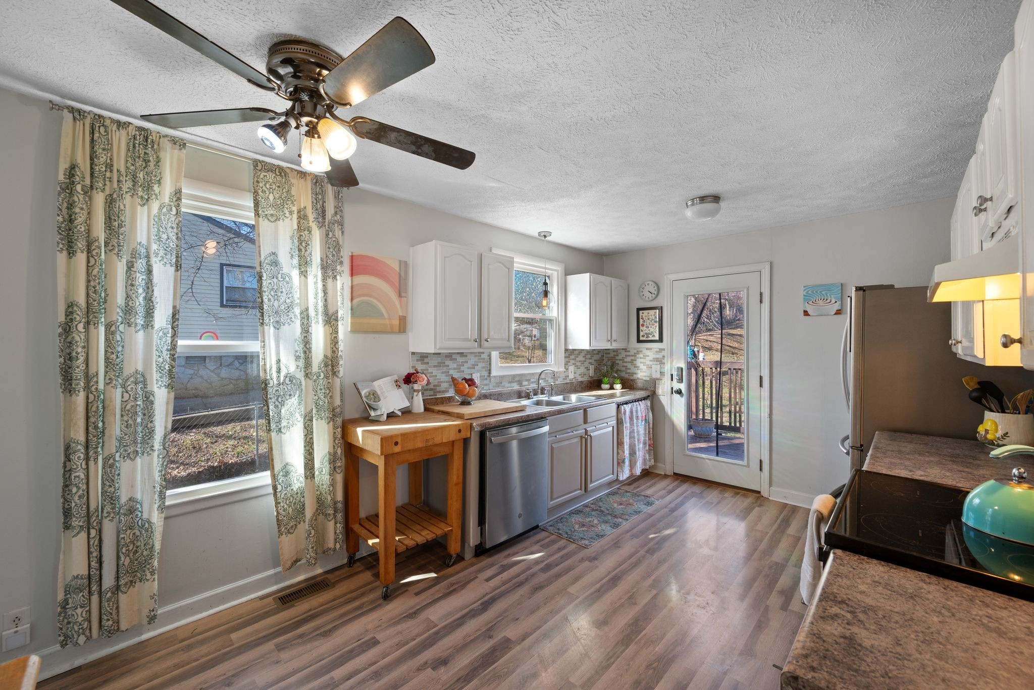 301 Panamint Dr