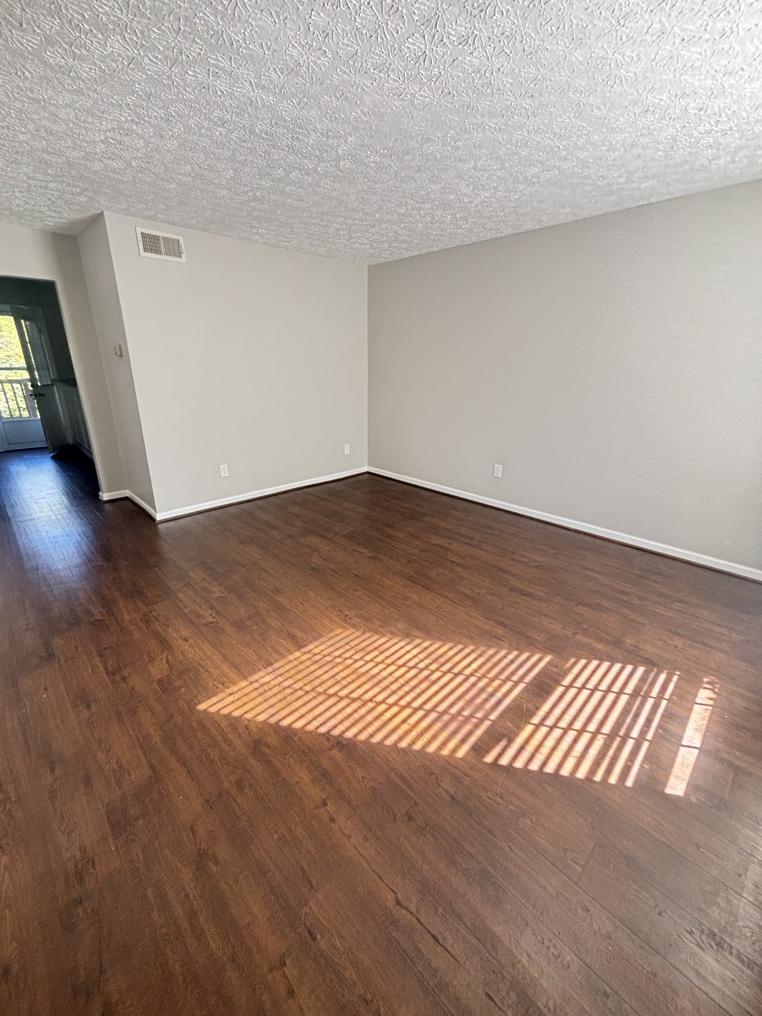 151 Thistle Ln