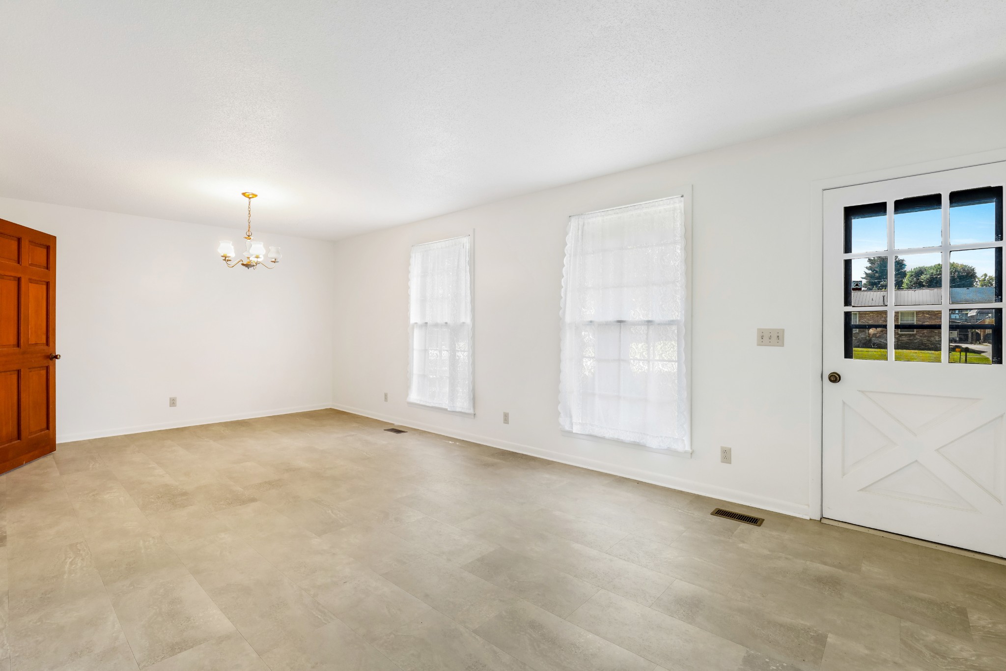 4169 Allison Ln