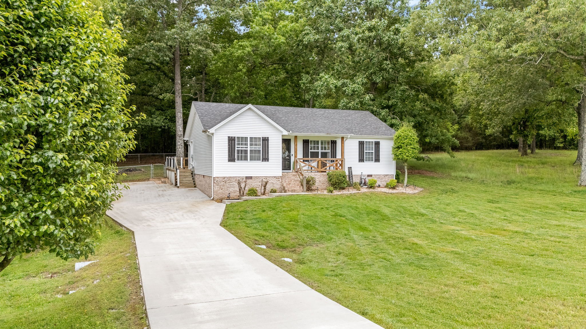155 Deer Cir