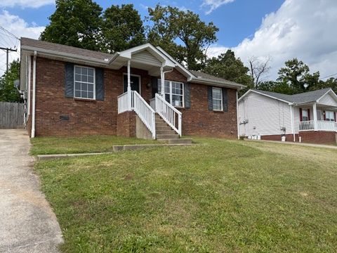 Photo of 355 Donna Dr, Clarksville, TN 37042 (MLS # 3186764)