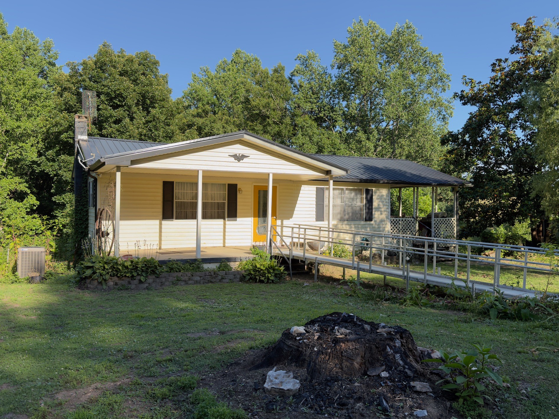 2709 Pea Ridge Rd - Photo 2