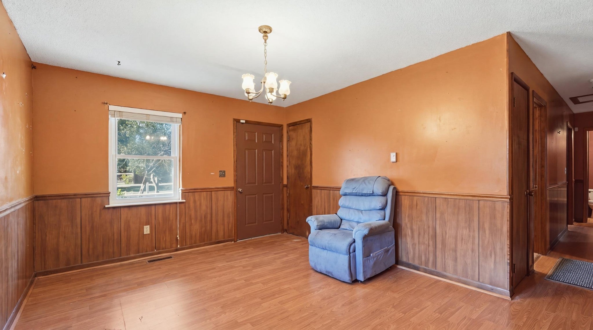409 Laurel Dr