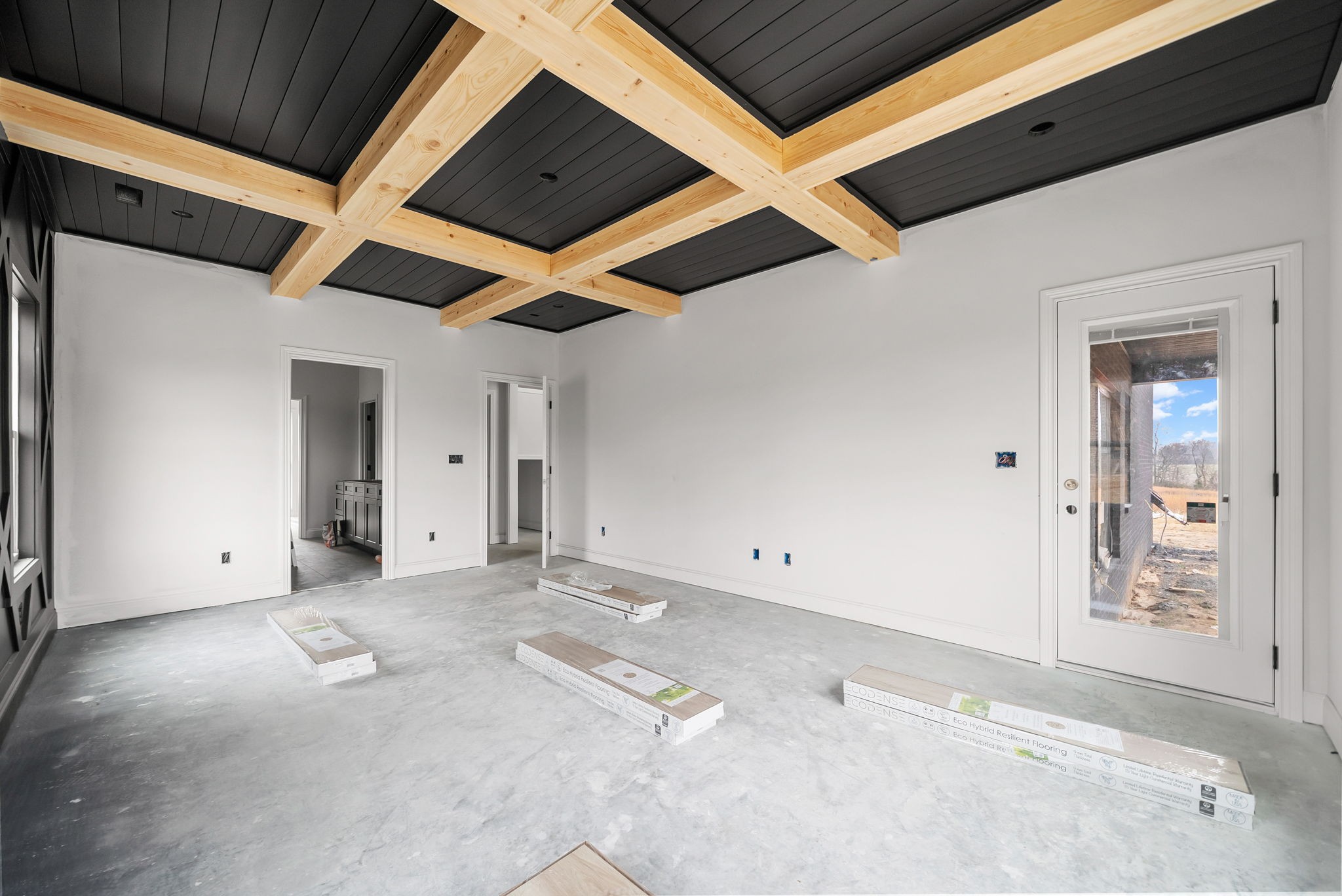 Clarksville, Tennessee 37040, United States, 4 Bedrooms Bedrooms, ,4 BathroomsBathrooms,Residential,Active,181378