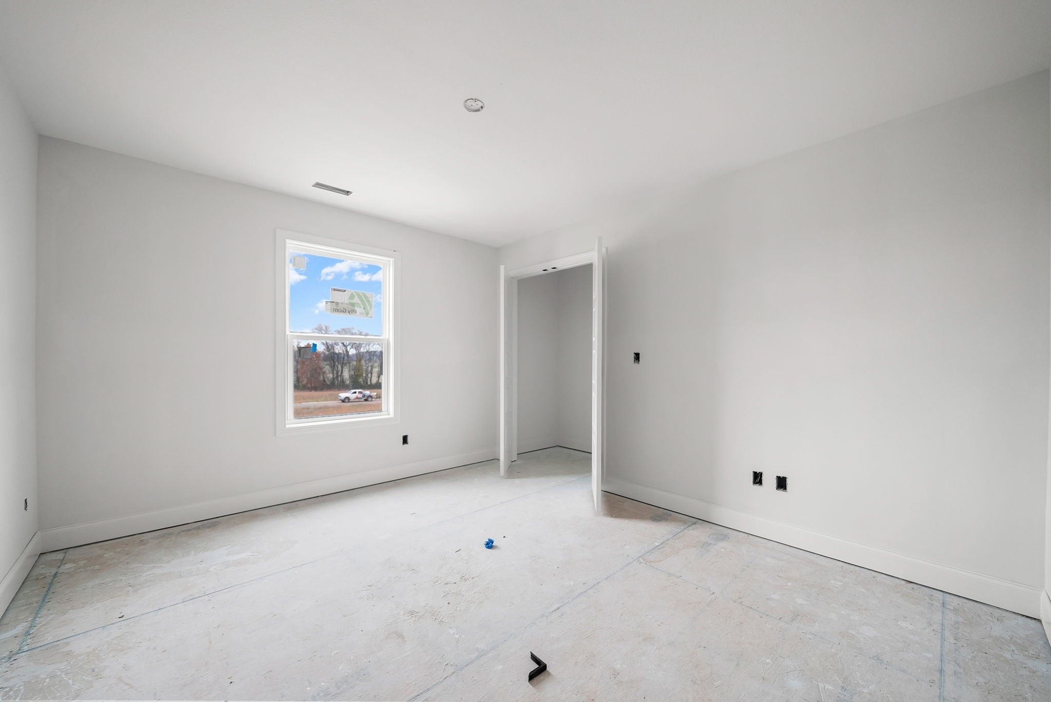 Clarksville, Tennessee 37040, United States, 4 Bedrooms Bedrooms, ,4 BathroomsBathrooms,Residential,Active,181378