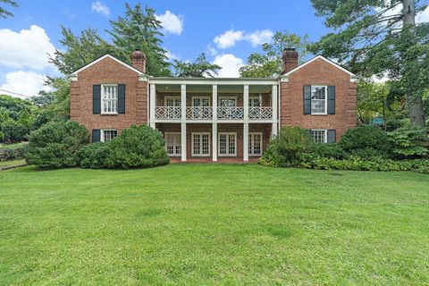 201 Sunnyside Dr Nashville TN 37205