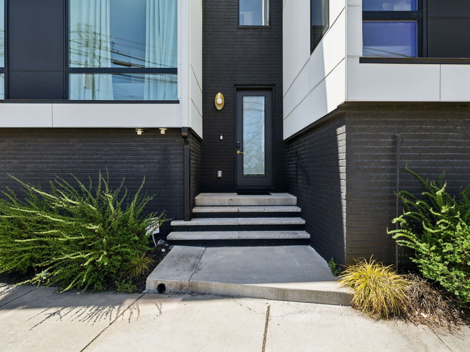 2800 Delaware Ave