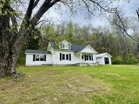 260 Defeated Creek Hwy Carthage TN 37030