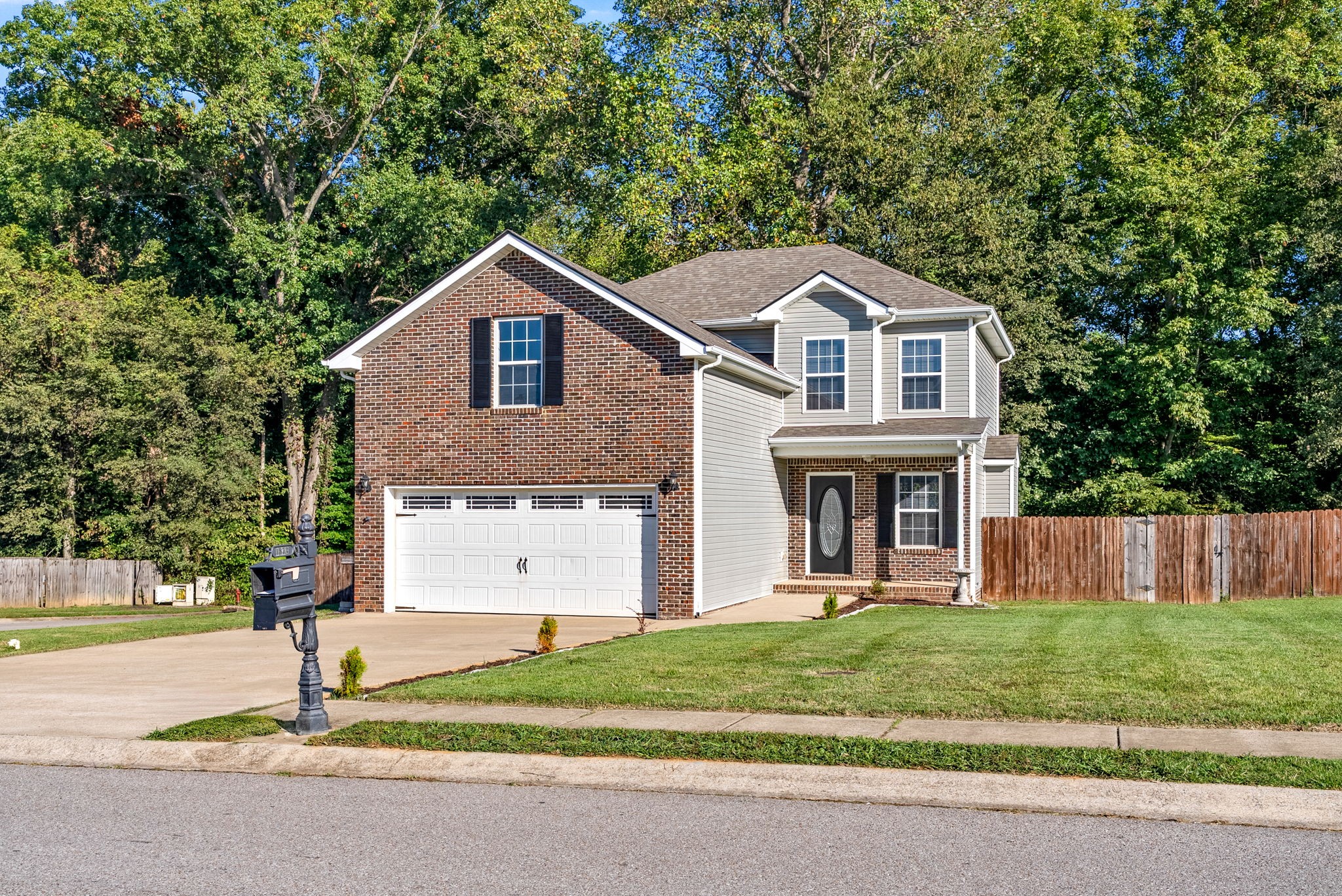 1873 Jackie Lorraine Dr