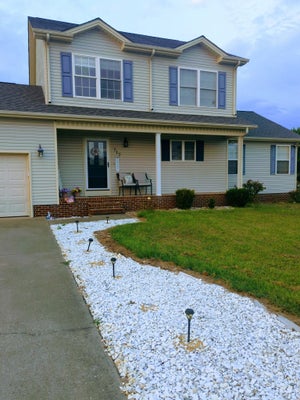 717 CLAW CT, HOPKINSVILLE, KY 42240 - Image b4e29268efc9410f3cccff6322c54f87/3811206125