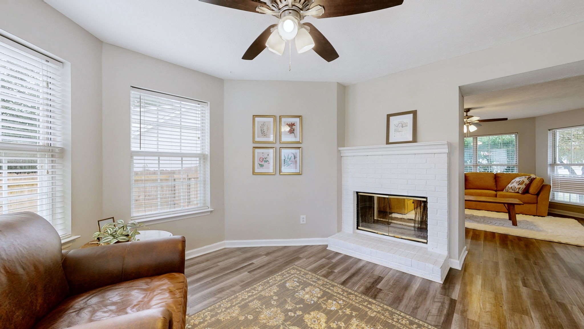 422 Randall Ln
