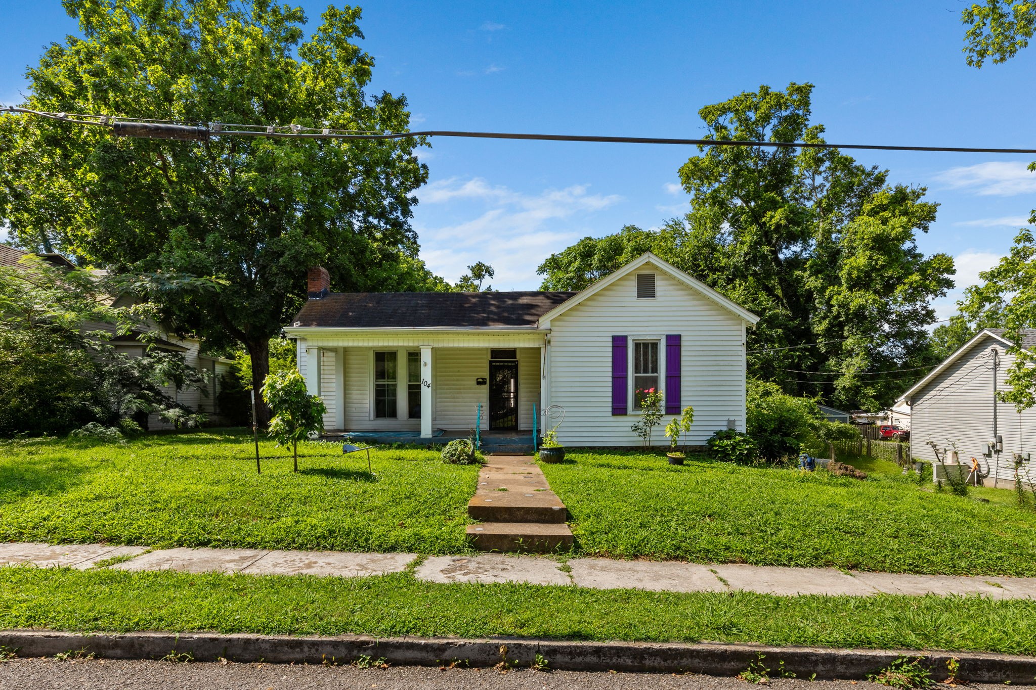 104 3rd Ave