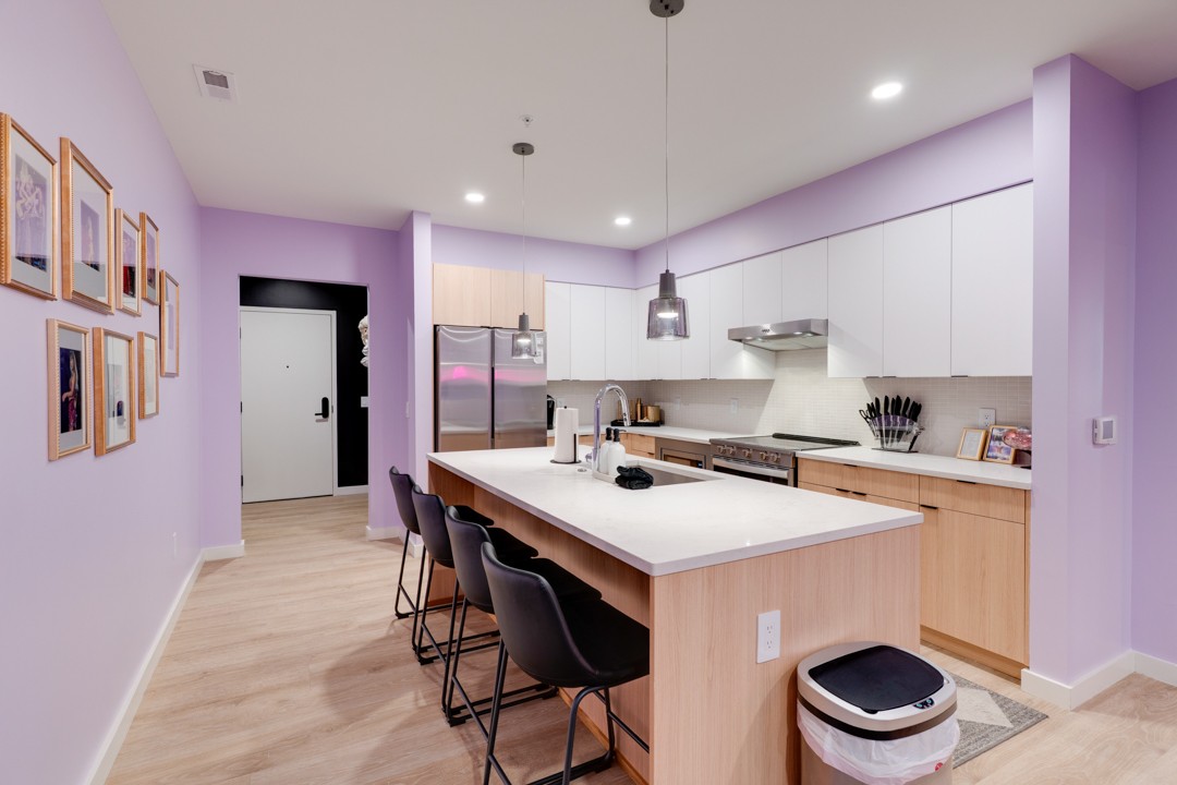 635 7th Avenue S 406