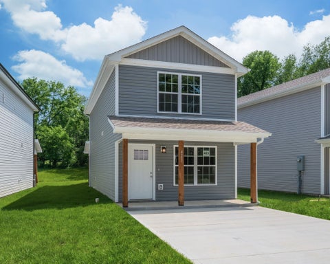Photo of 423 Via Drive, Clarksville, TN 37043 (MLS # 3623121)