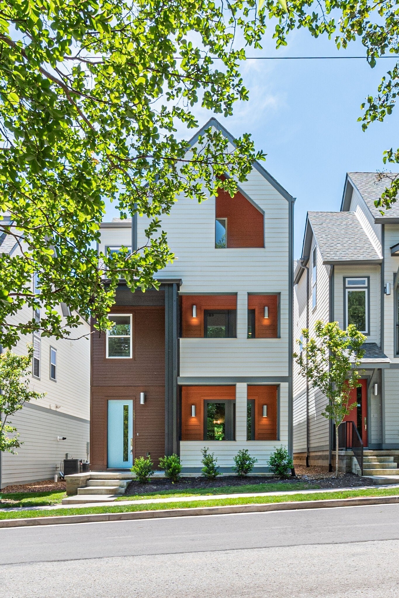 120 Marie St