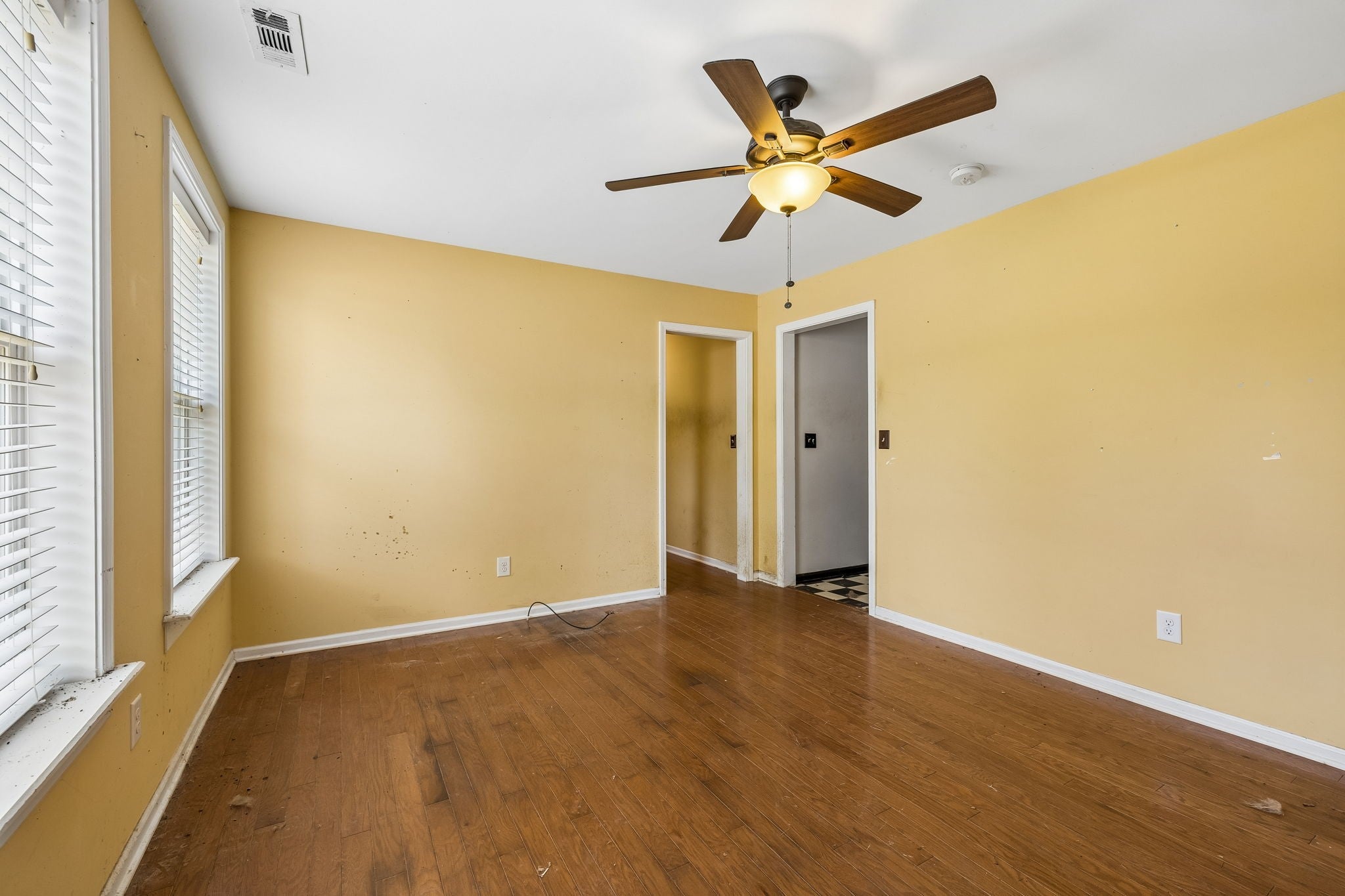 416 Tampa Dr