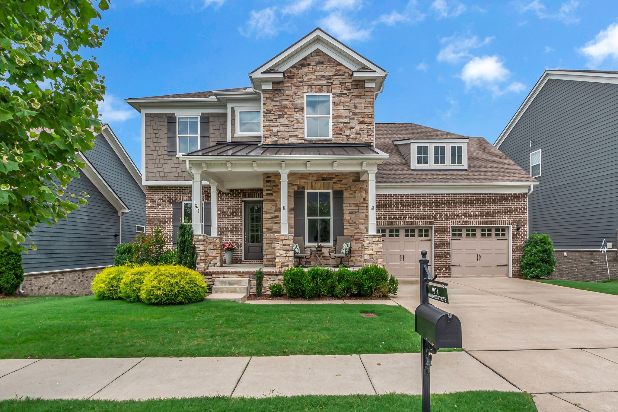 1074 Amelia Park Dr