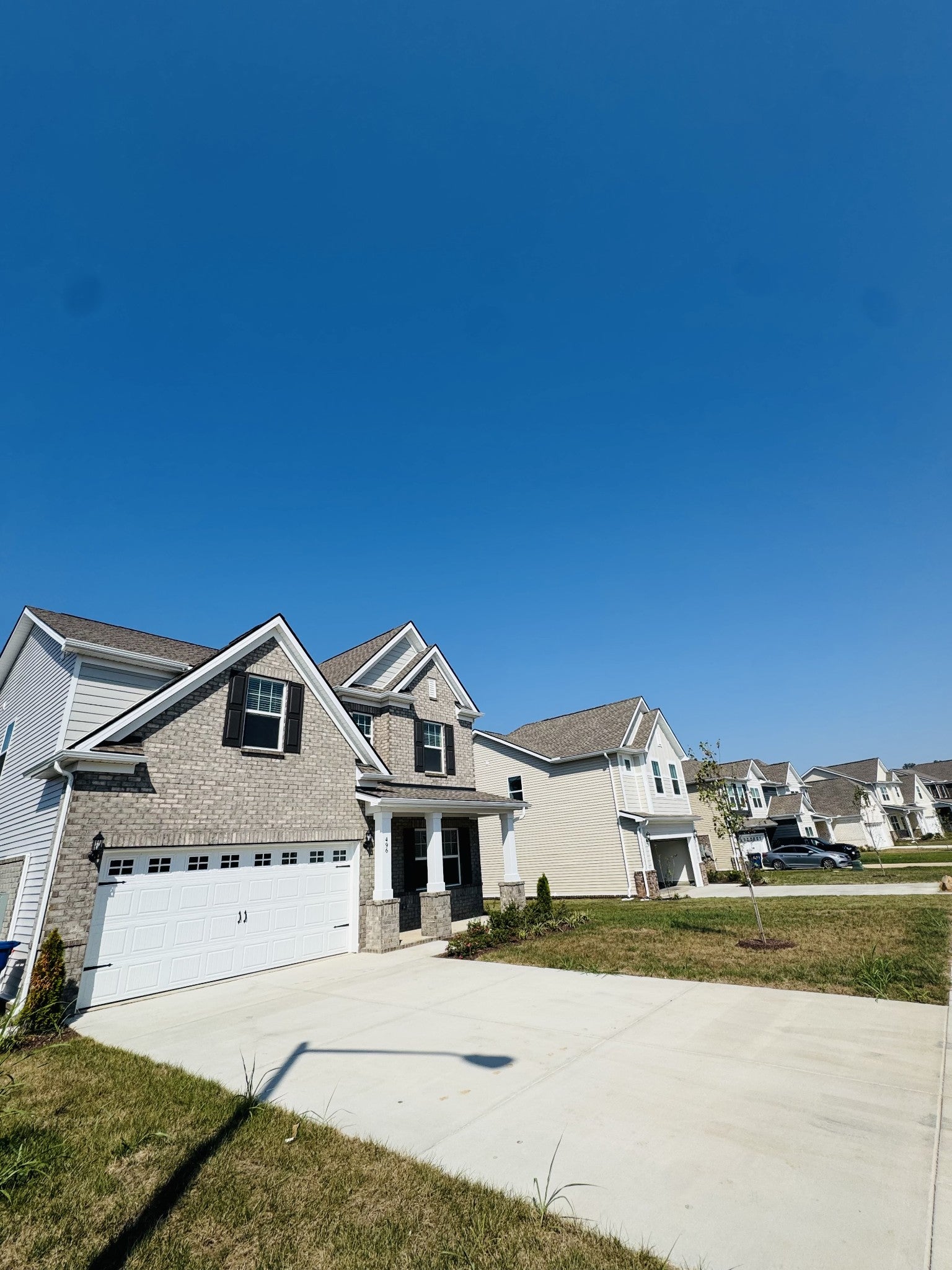 496 Lacewing Ln
