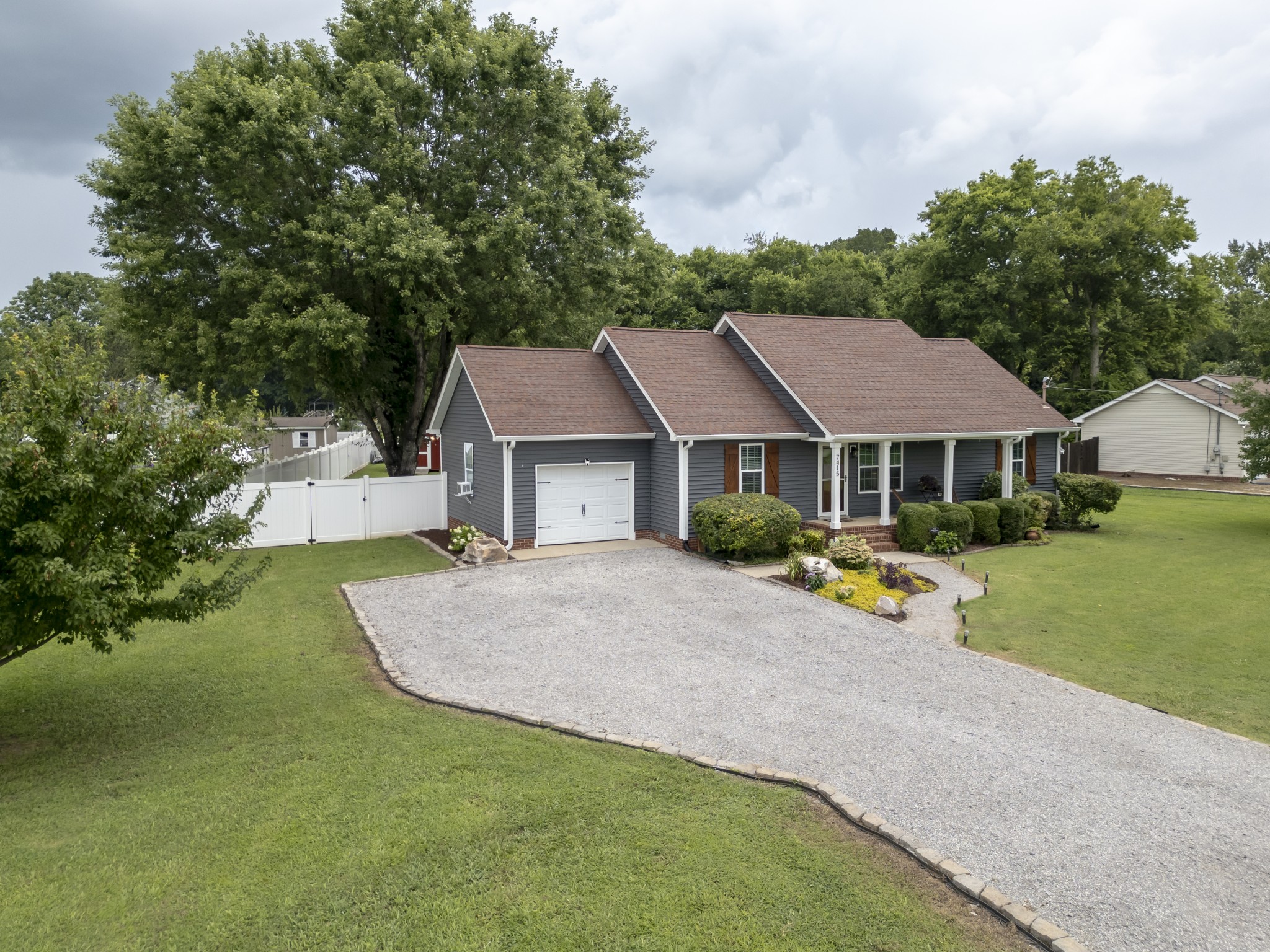 7415 Antietam Ln