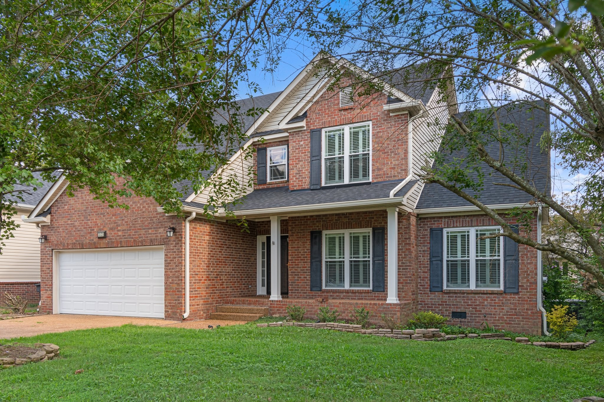 3121 Traviston Dr
