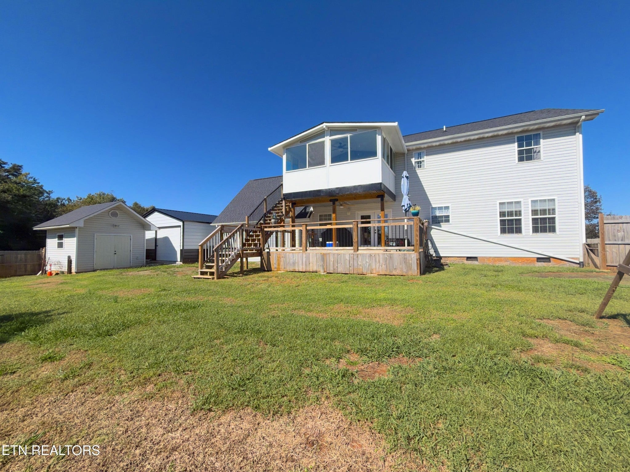 2833 English Valley Lane