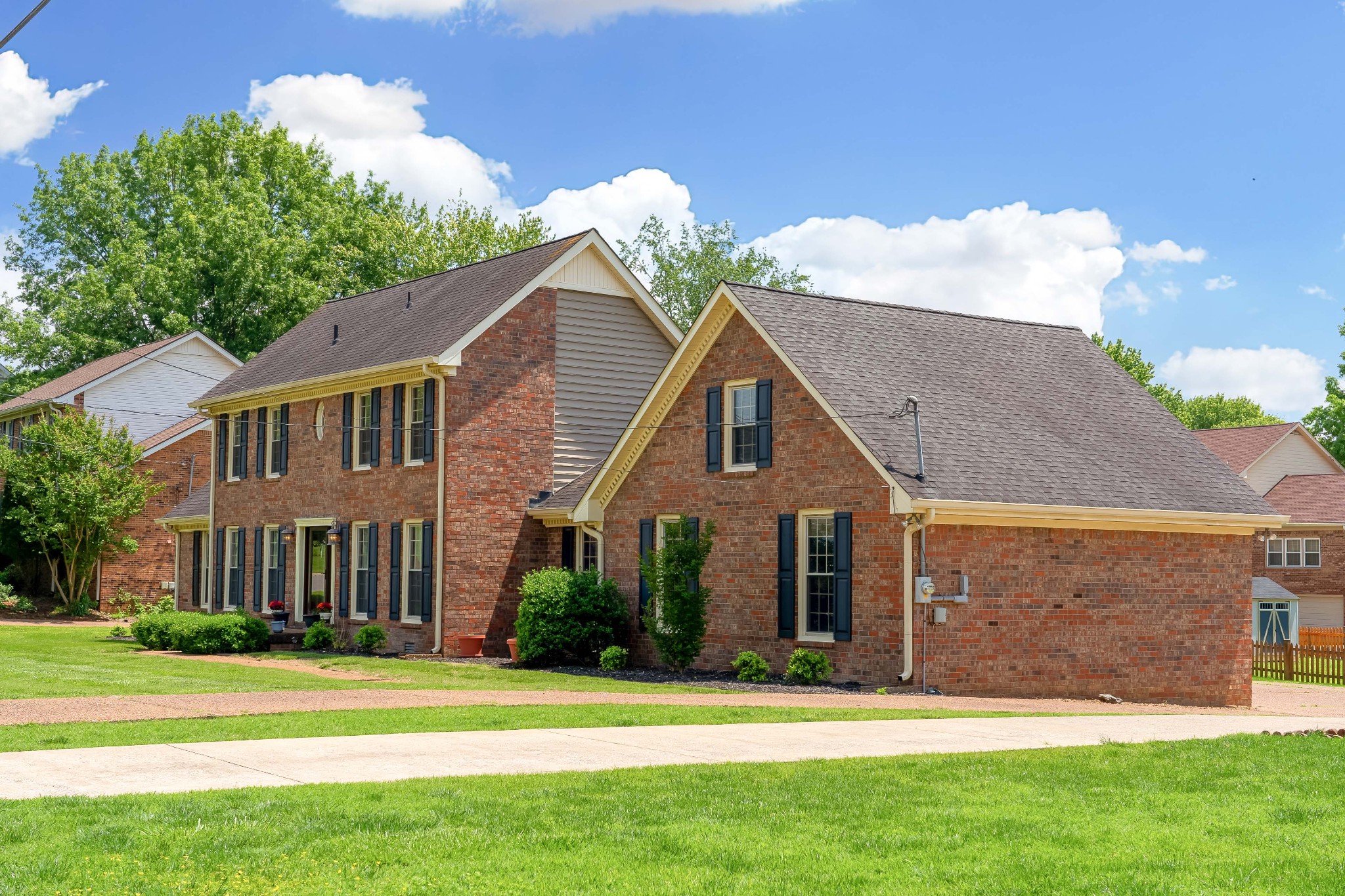 138 Hedgelawn Dr