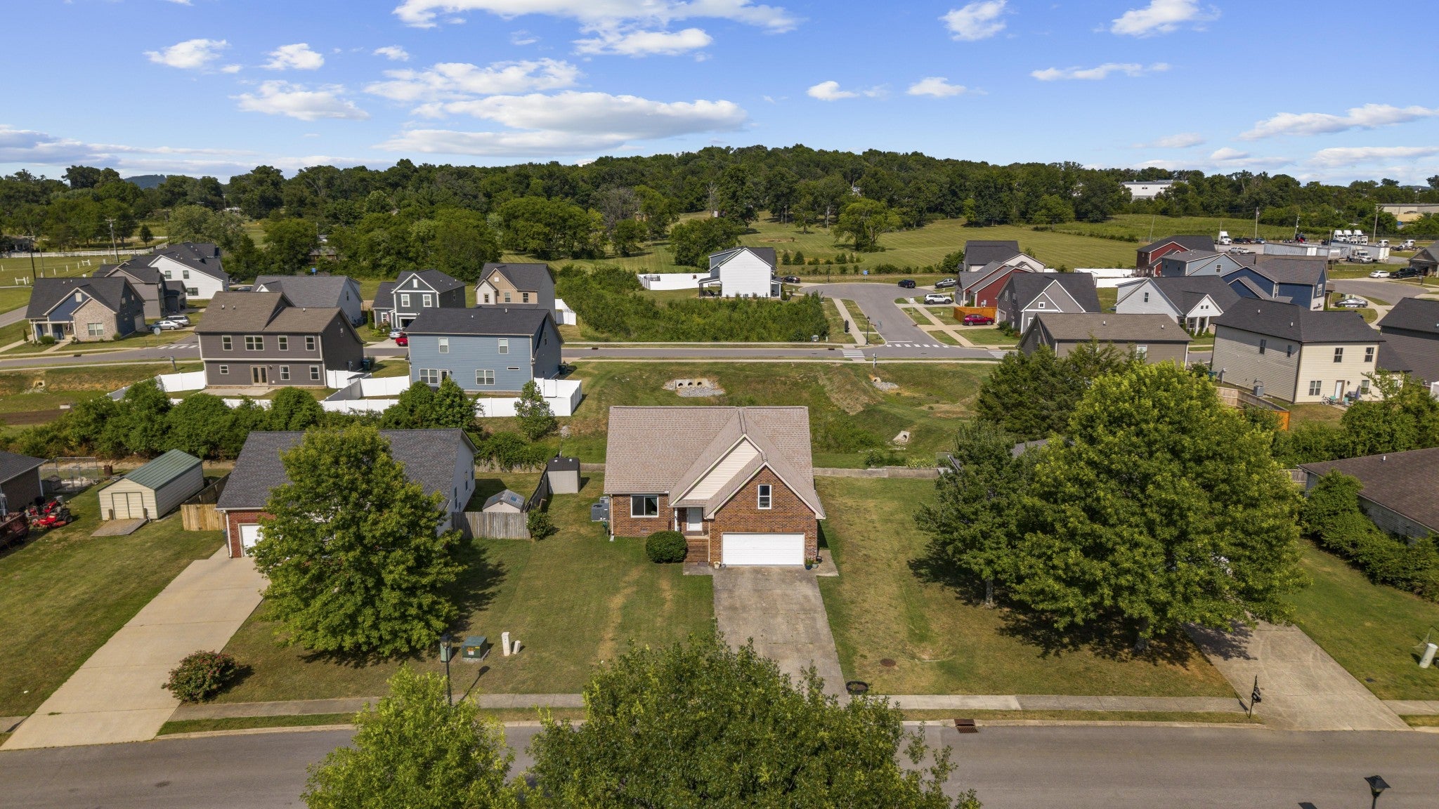 105 Bonnie Oak Dr