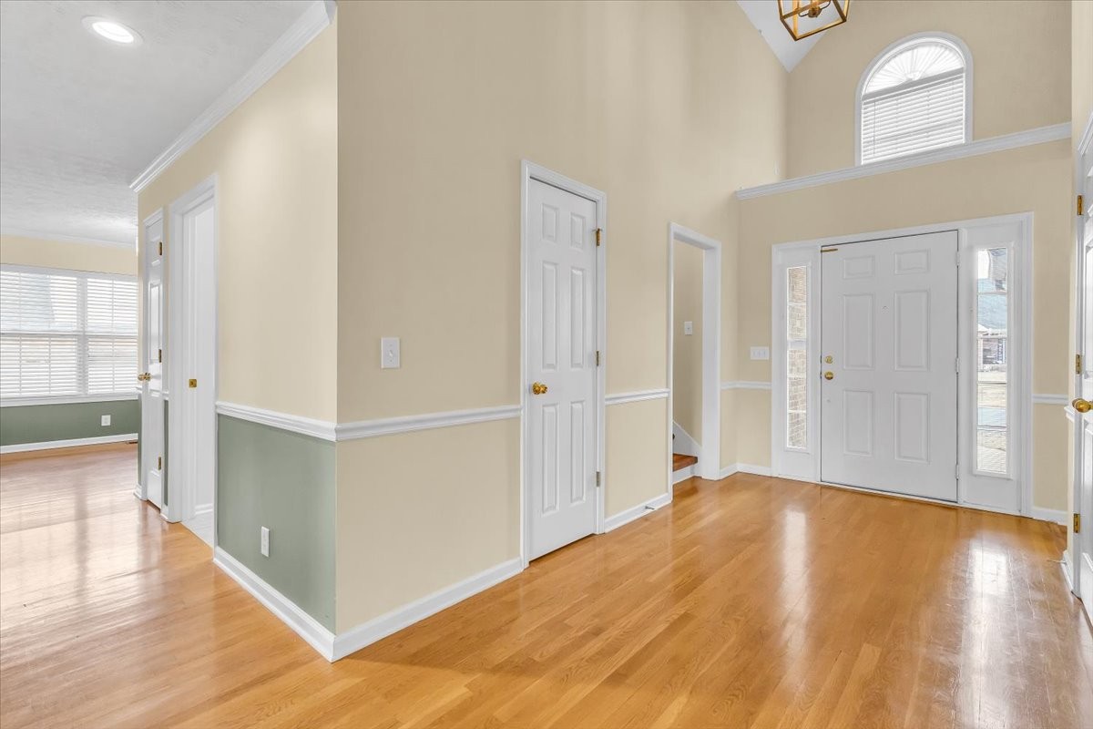 2519 Mission Ridge Dr