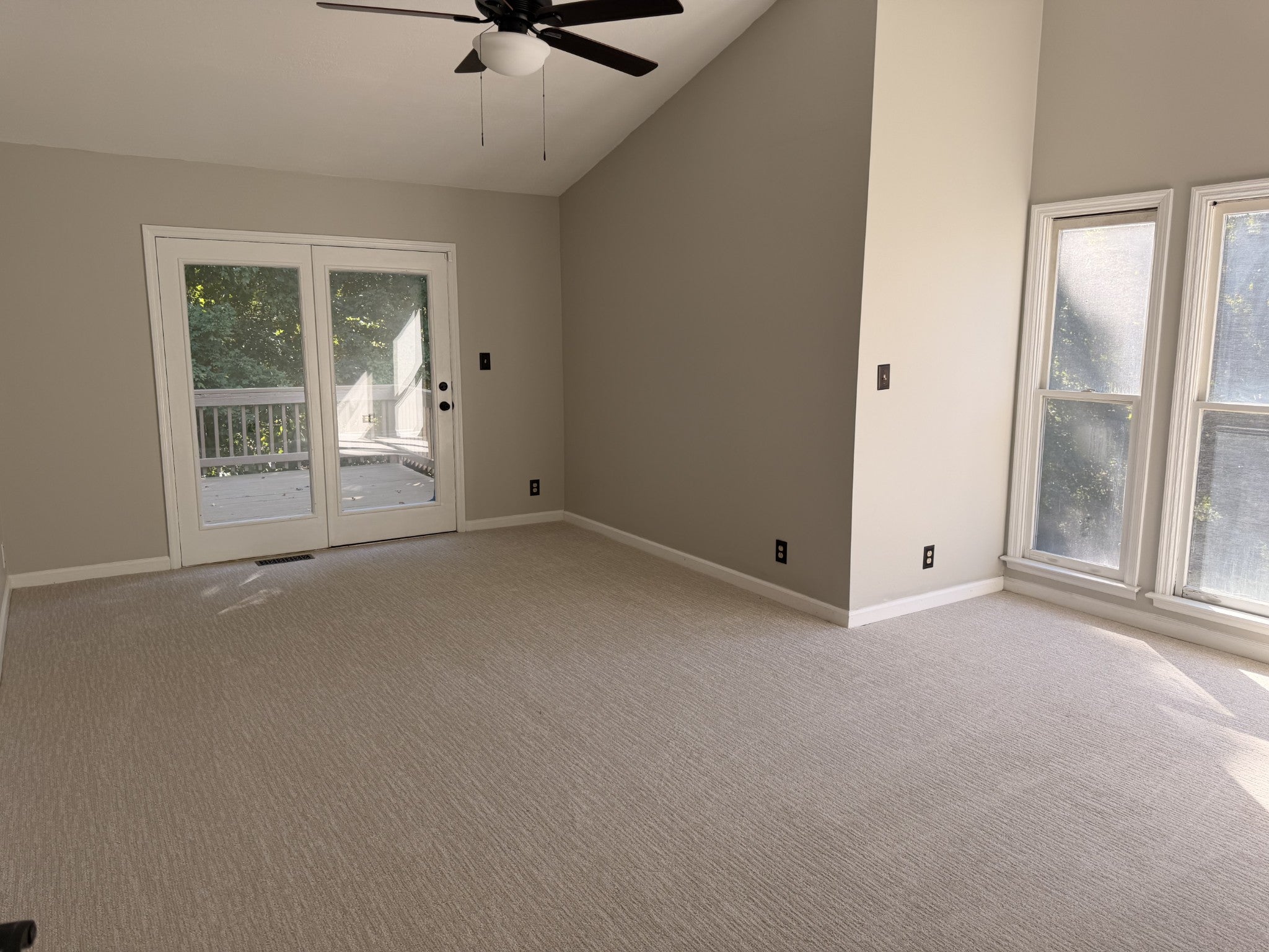 131 Vannoak Dr