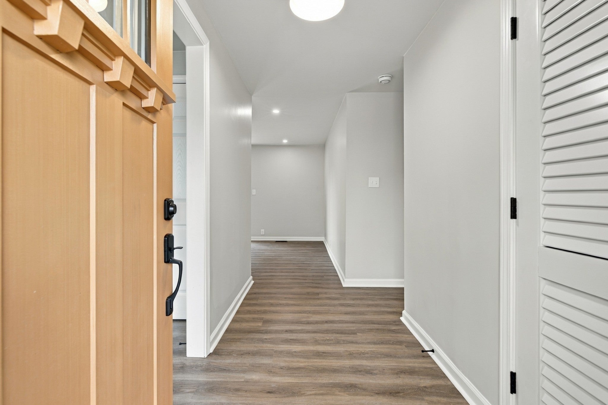 406 Pony Dr