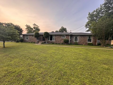 343 Indian Lake Rd Hendersonville TN 37075