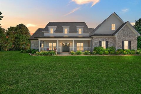 42 Bluegrass Rd Manchester TN 37355