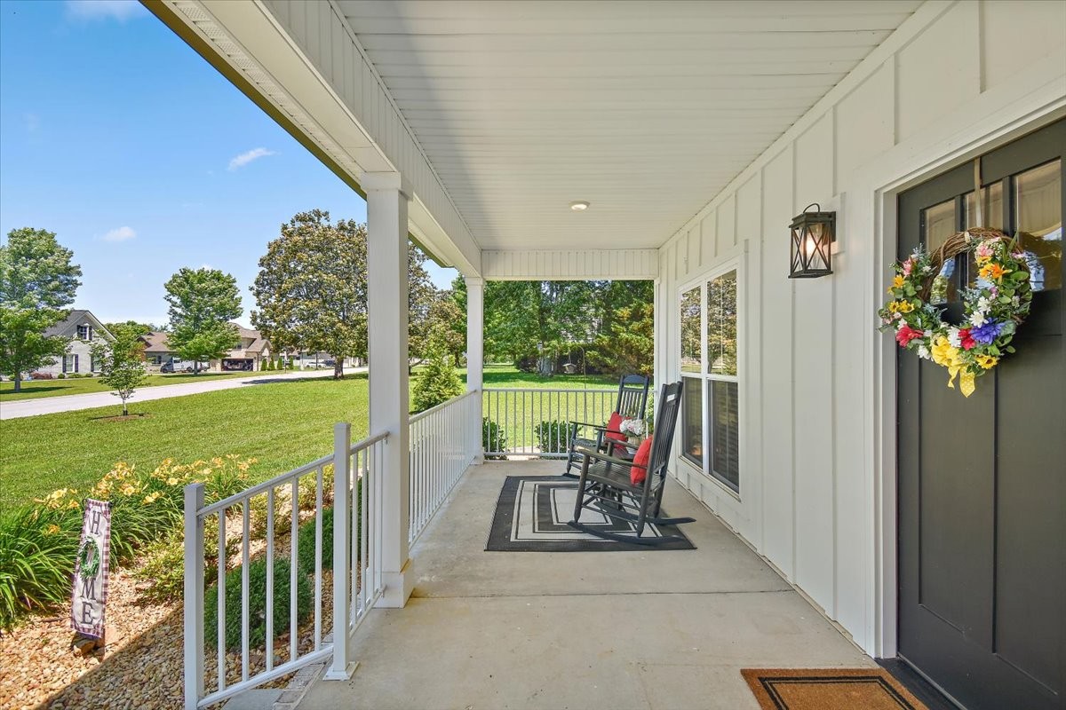 42 Bluegrass Rd