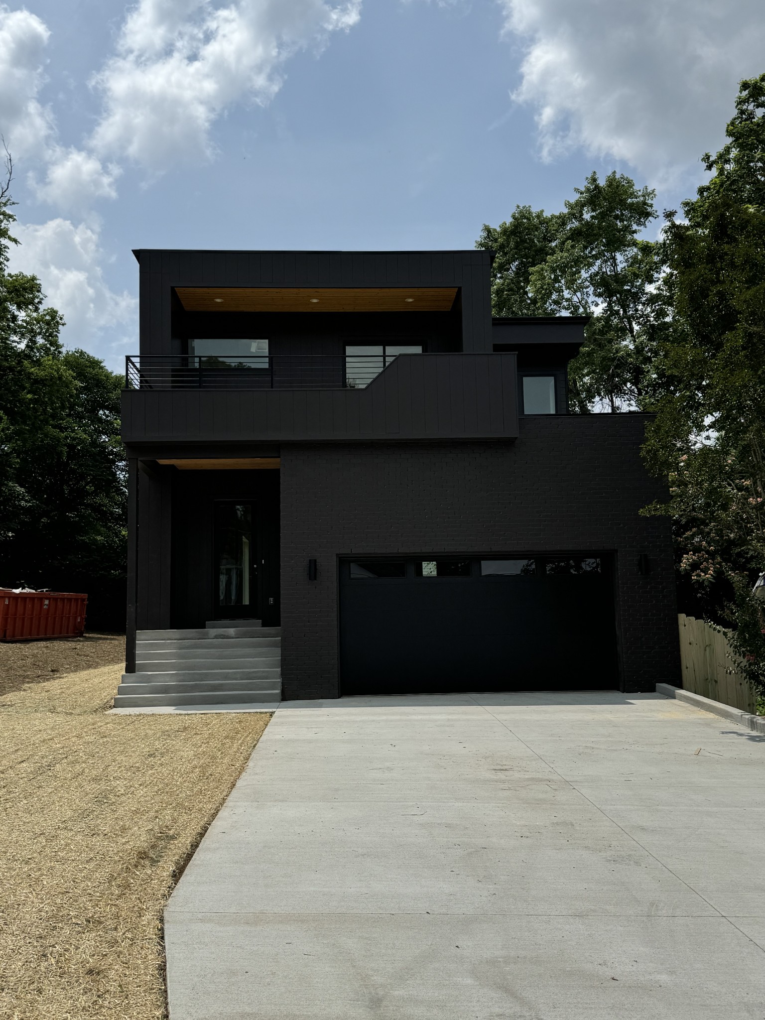 2025A Rosemary Ln