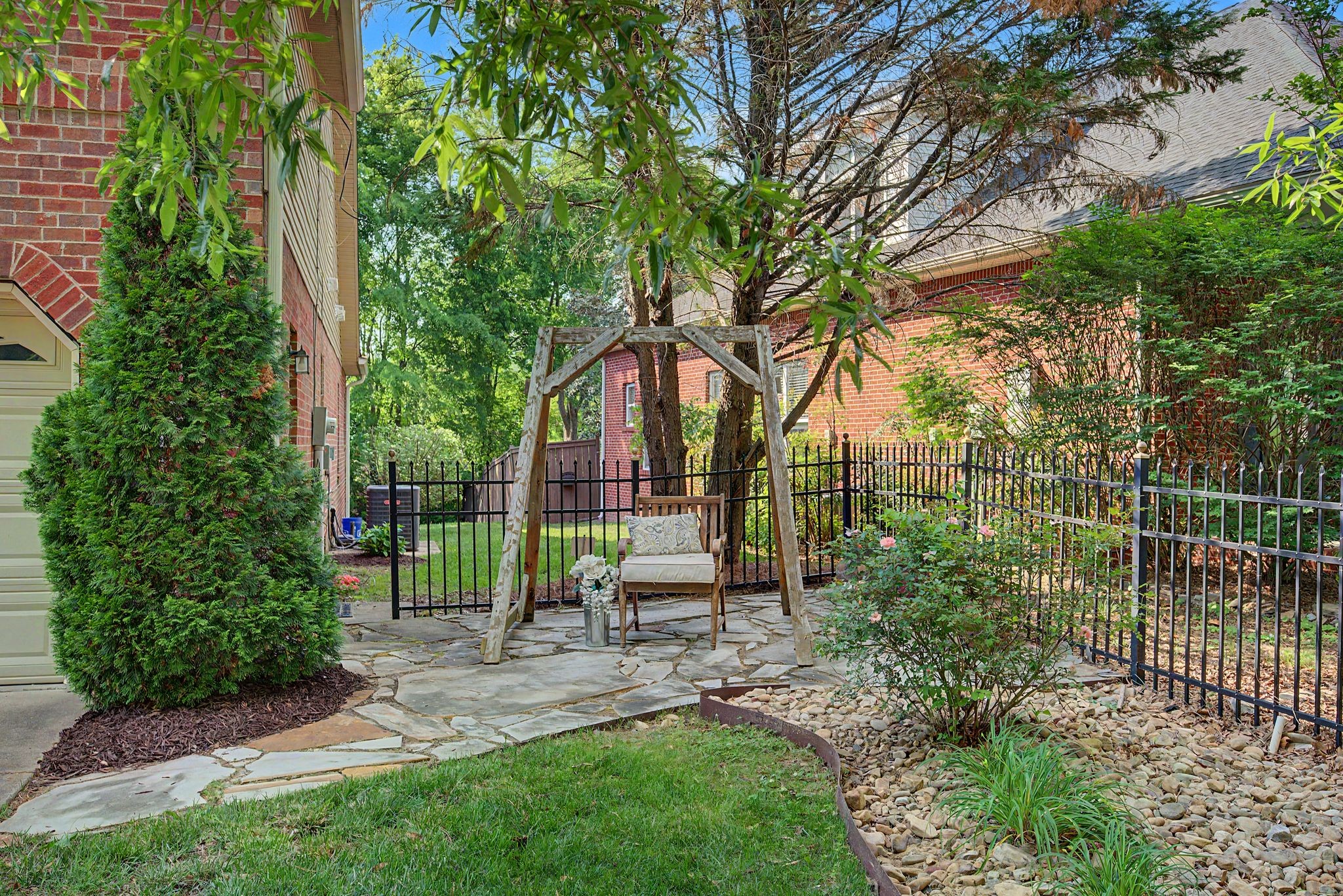6209 Rivervalley Dr