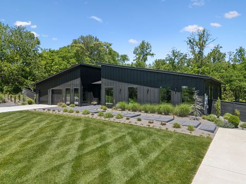 4160 Clovercroft Rd Franklin TN 37067