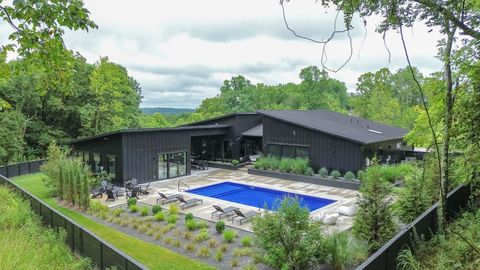 4160 Clovercroft Rd Franklin TN 37067