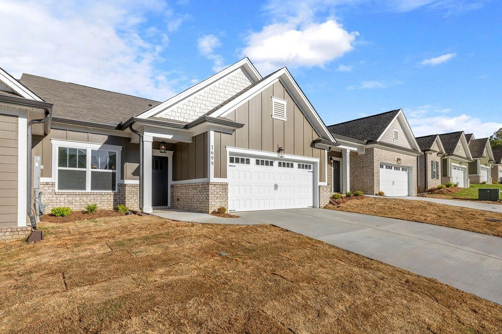 1584 Whisper Winds Lane 8
