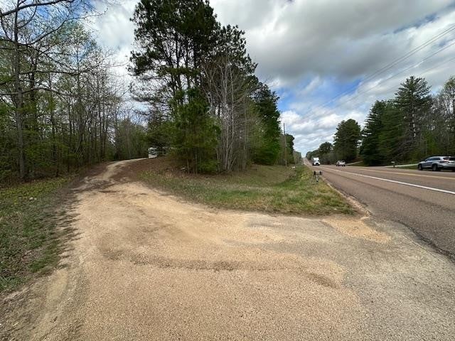 4769 Hwy 641 N
