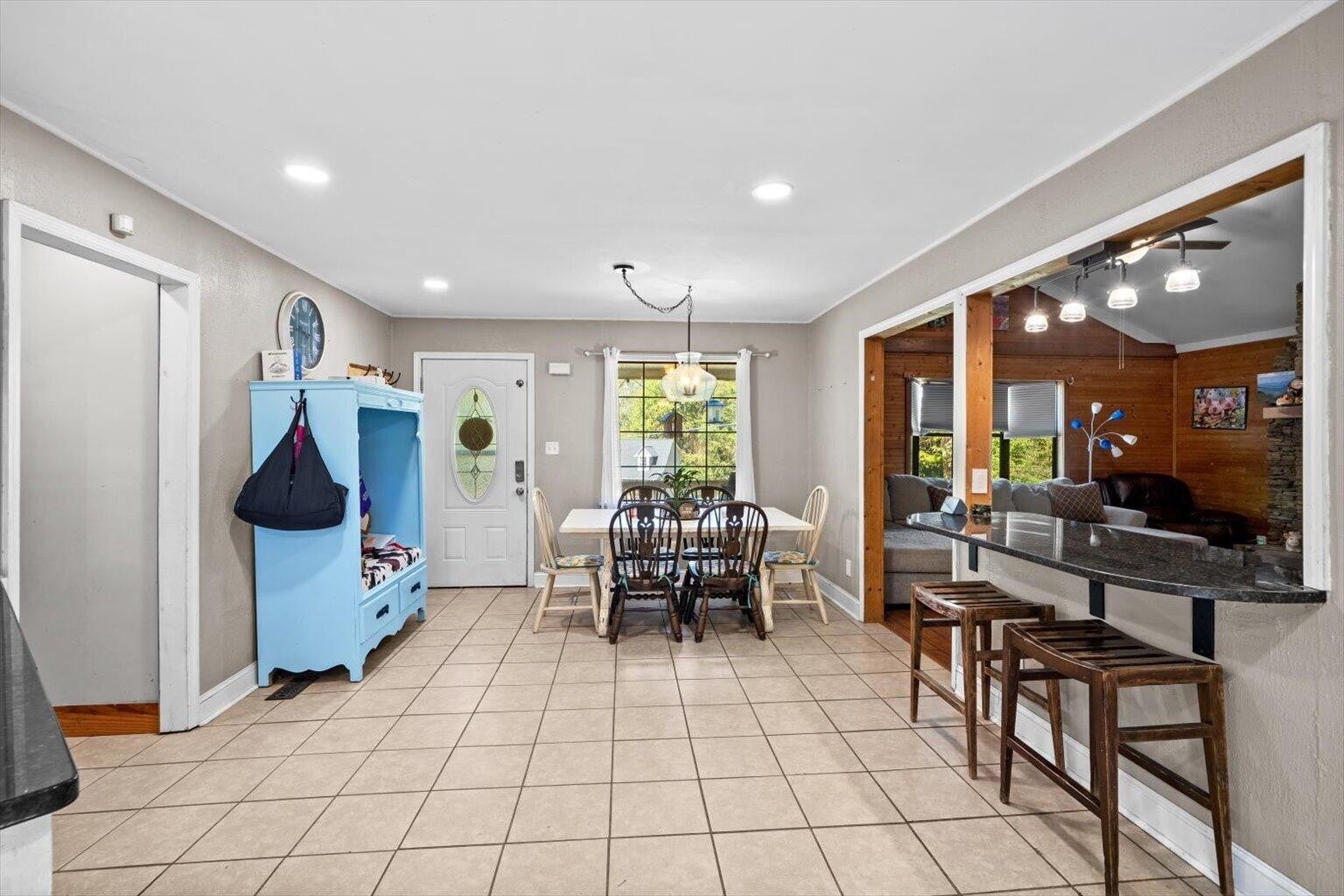 1117 Boss Road