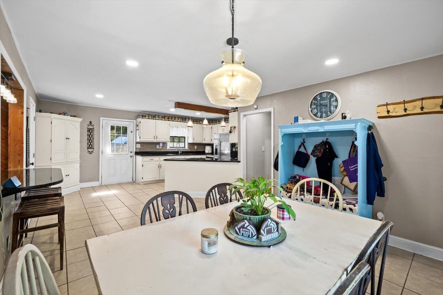 1117 Boss Road