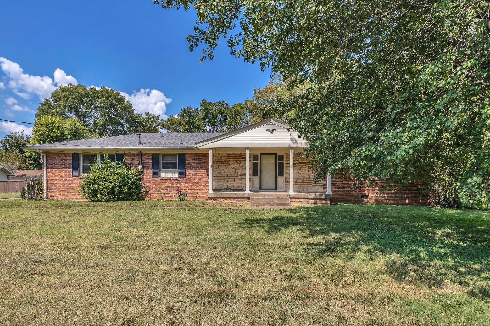 202 Harpeth Hills Dr