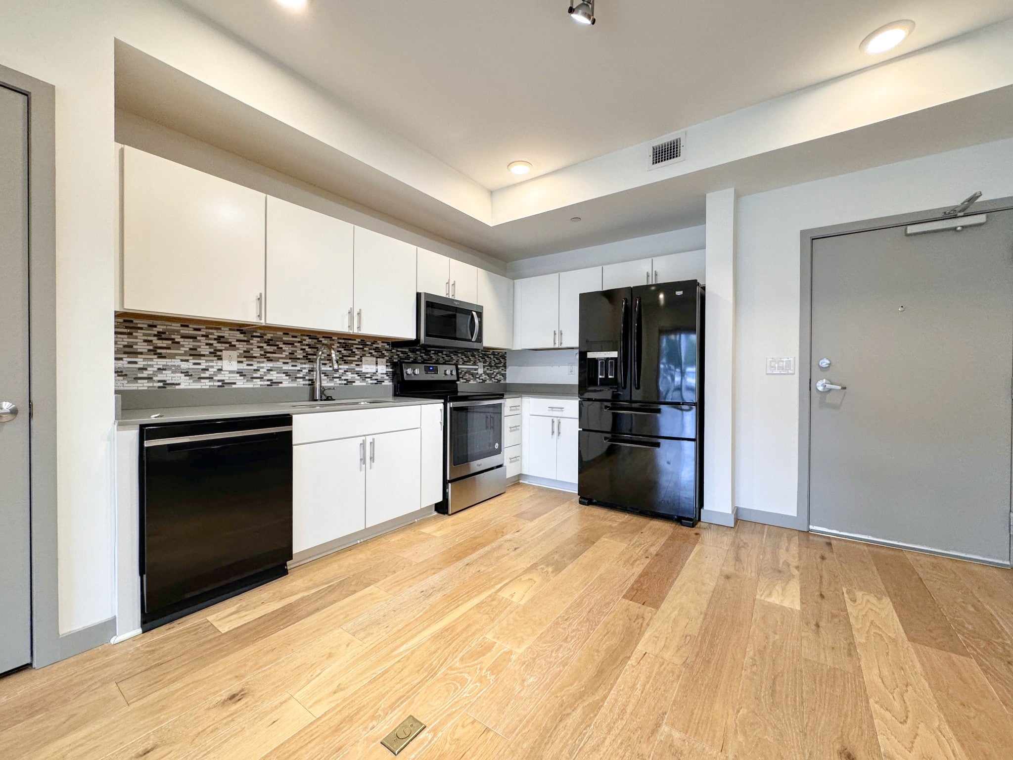 400 Herron Dr 113