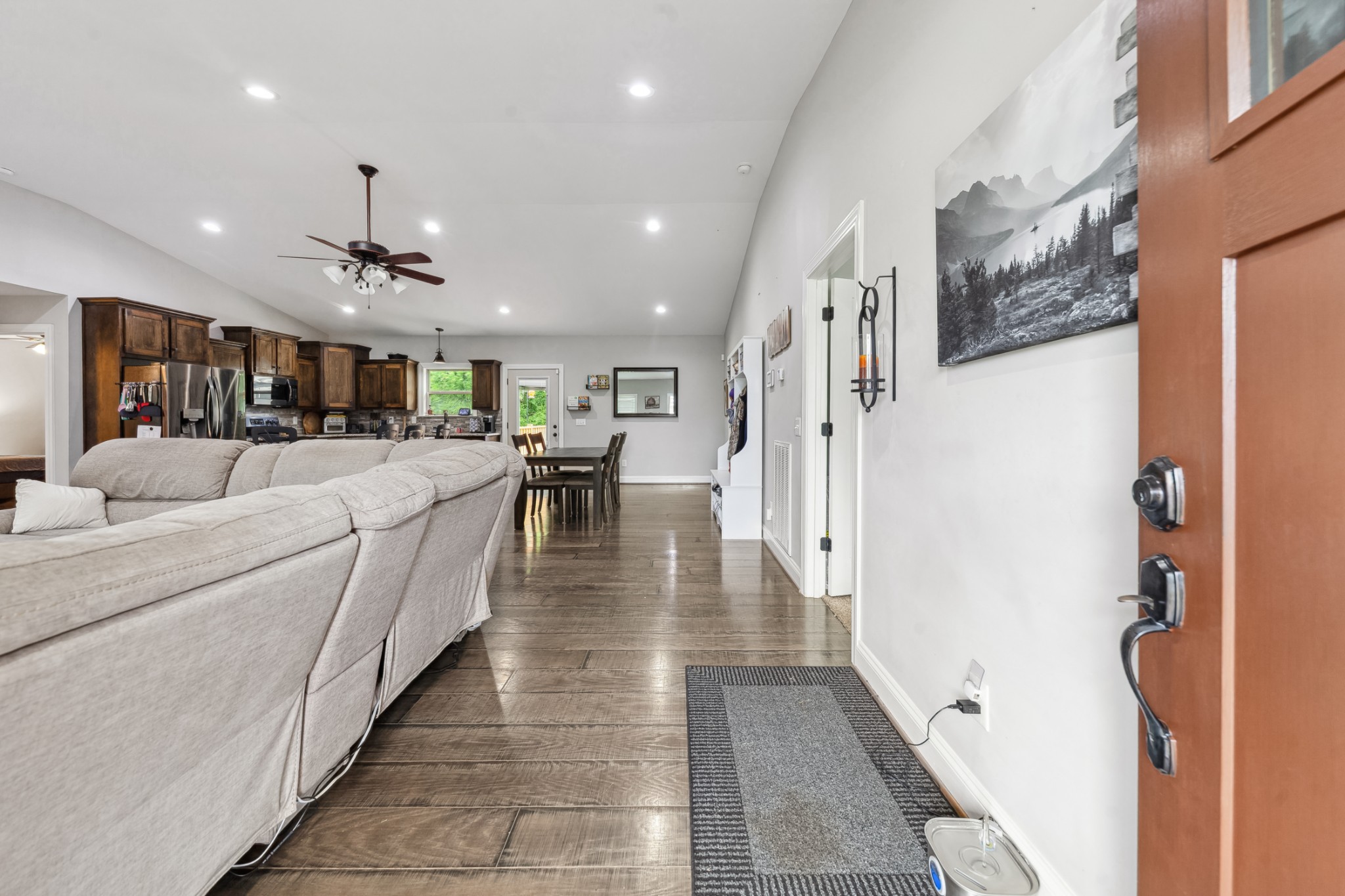 105 Mockingbird Ln