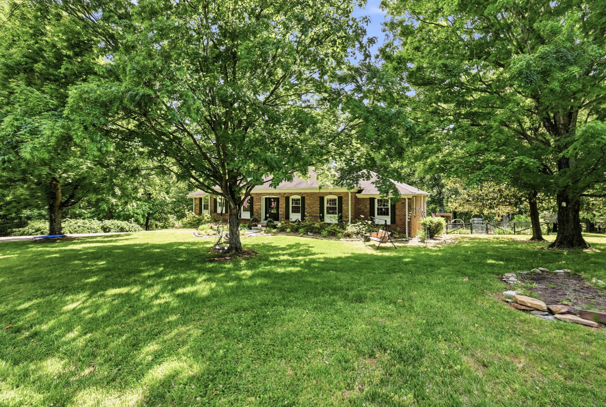 2824 Scenic Dr