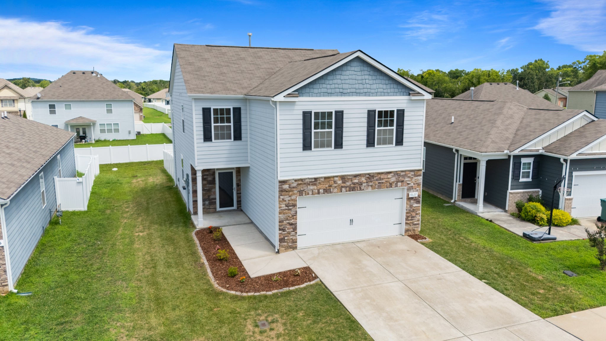 Photo 1 of 38 — 7027 Berkswell Dr, Lebanon, TN 37087