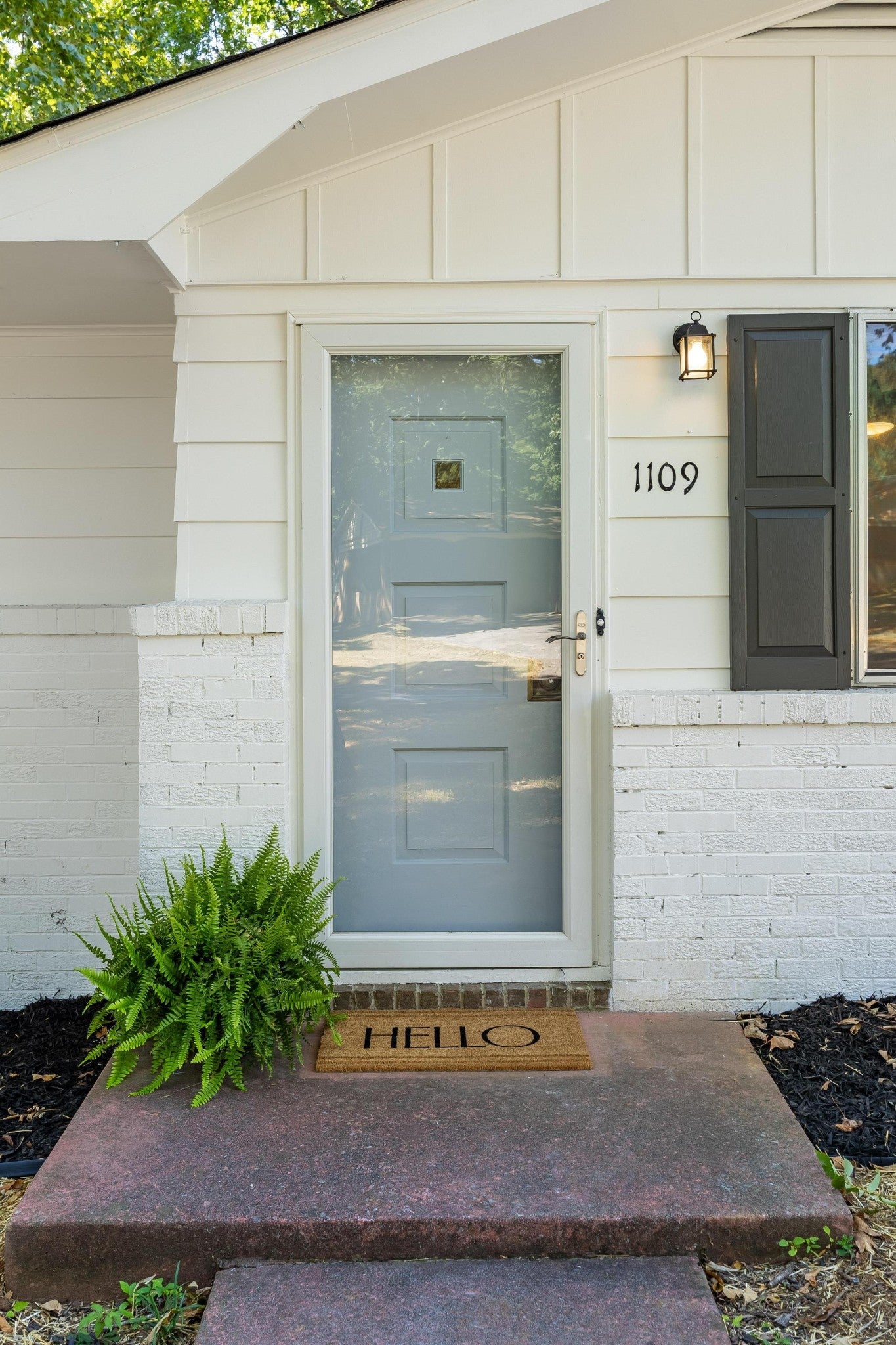 1109 Peerless Dr NW